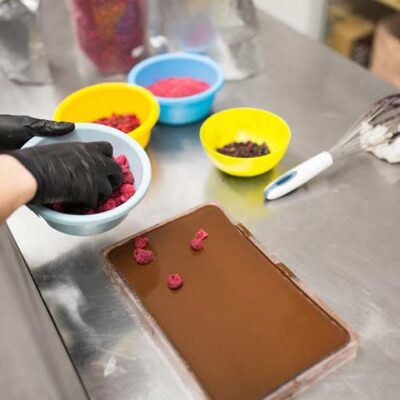 סדנת שוקולד – טבע השוקולד: חוויה מתוקה ומעשירה